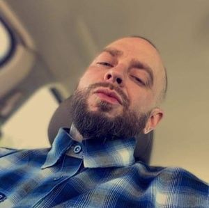 Meet your Posher, Tamer